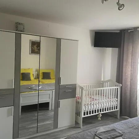 Bolkovac Ulica Donje Selo 33 *